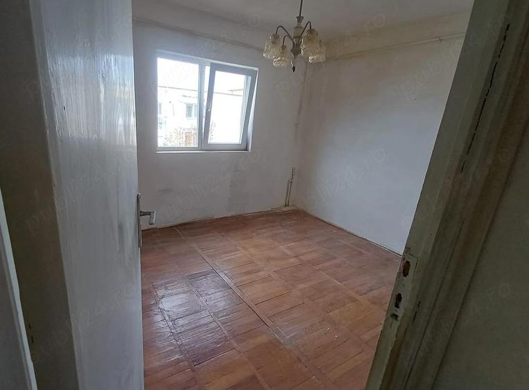 Calea Martirilor de vanzare apartament ieftin cu 2 camere - 1