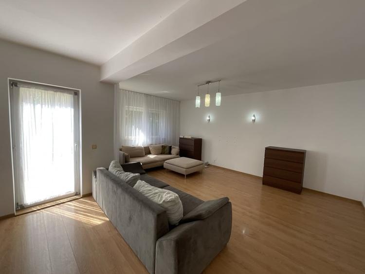 Închiriere vilă modernă în ansamblul rezidențial Pipera - 3