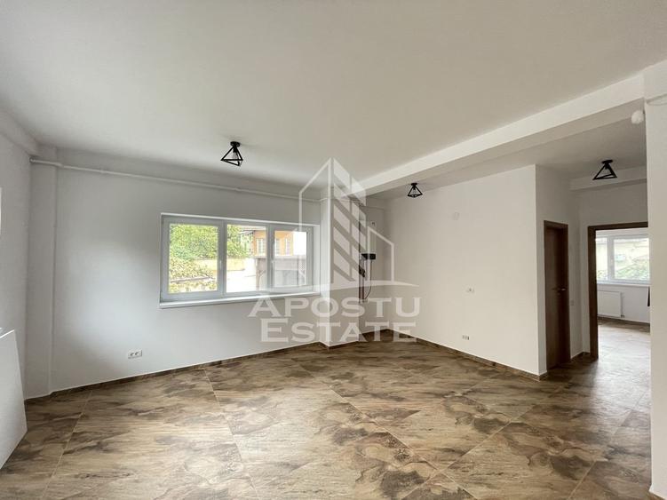 Spatiu pentru birouri, 50 mp,  Zona Complexul Studentesc - 1