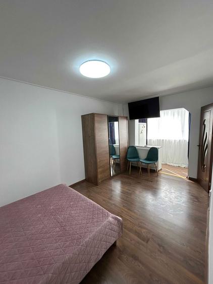 Inchiriez Garsoniera Tractorul - 1