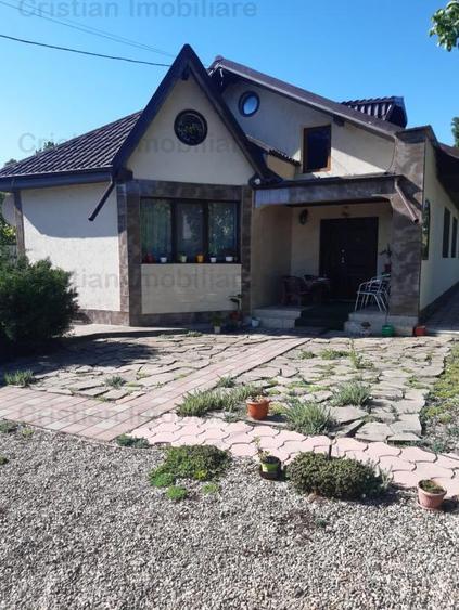 Vila P+M 2014, Varsatura 160mp construiti, teren=1000mp - 1