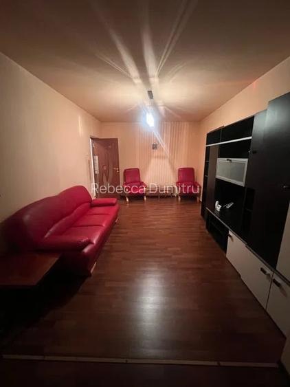 Apartament cu 2 camere, 40 mp, zona Dambul Rotund