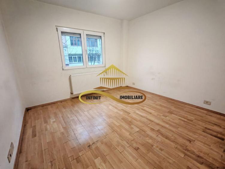 Apartament 3 camere – Str. Republicii | 250 € - 6