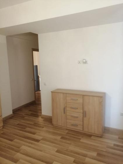 Apartament cu 2 camere semidecomandat, mobilat în Astra