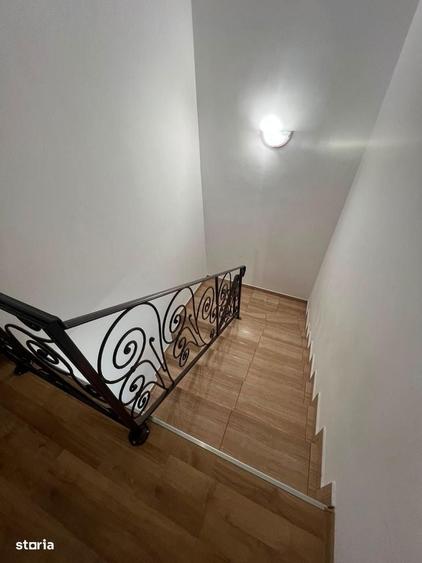 Casă cu 3 camere în Central