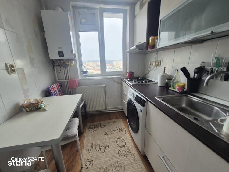 Apartament cu 3 camere decomandat în Dărmănești — fotografia 1