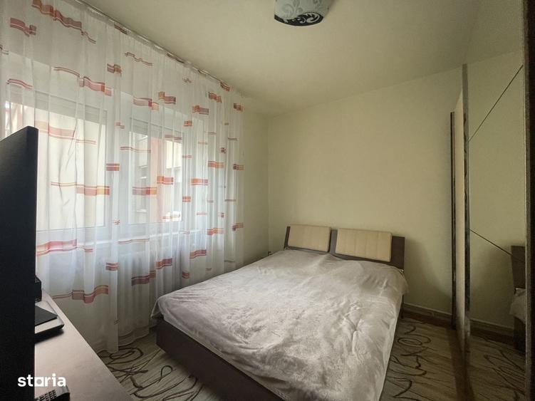 Apartament cu 4 camere în Cetate