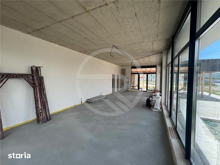 Spațiu comercial, de 70 mp, în Apahida
