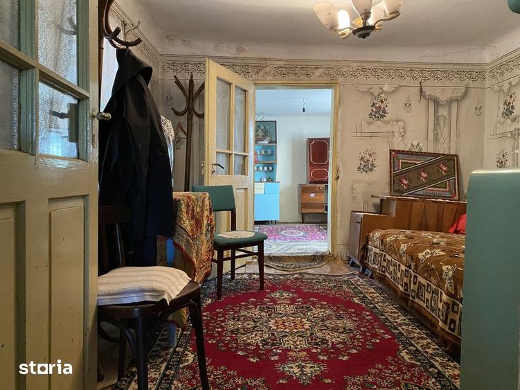 Casă cu 3 camere nedecomandat cu Teren 2540 Mp în Bucșani