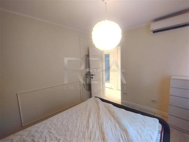 Apartament cu 3 camere decomandat, mobilat în Titan