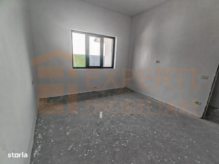 Casă cu 4 camere în Cumpăna