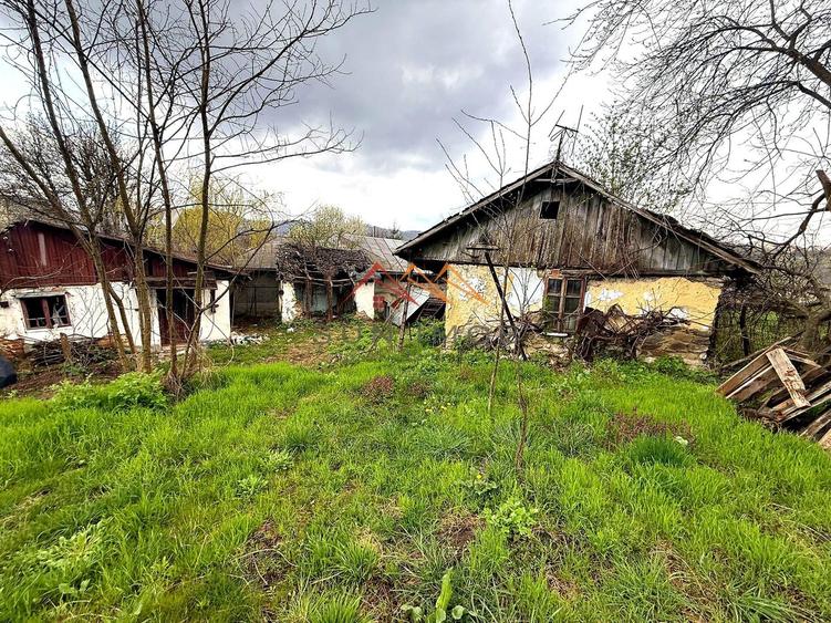 Teren Construcții intravilan de 375 mp, în Bănești