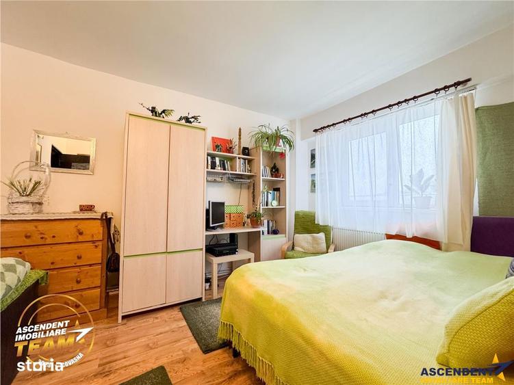 FILM&TUR 3D!! Apartament cu 3 camere luminos, loc parcare, zona Lenin, - 1