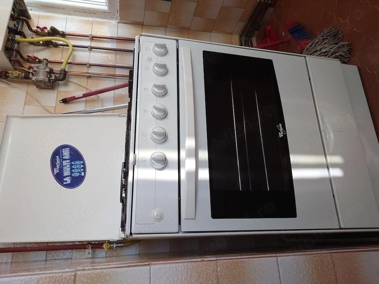 Apartament cu 3 camere decomandat în Popa Șapcă