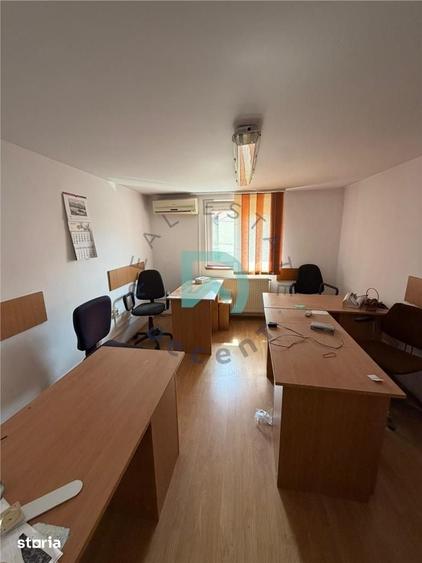 Spațiu comercial, de 120 mp, în Ștrand