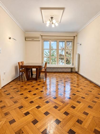 Apartament cu 3 camere decomandat în Cotroceni
