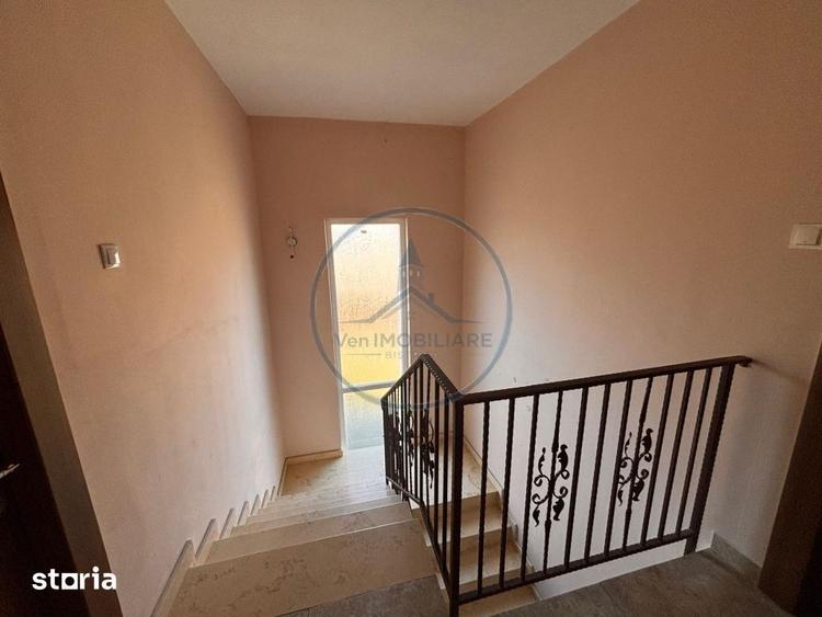 Apartament cu 3 camere, mobilat în Central