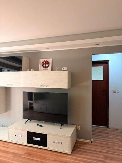 Apartament cu 2 camere semidecomandat în Dacia