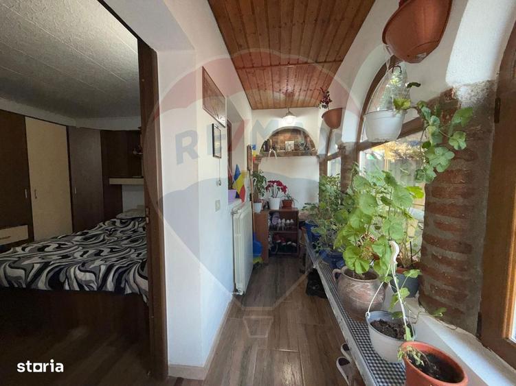 Casa cu teren de vanzare Golesti-Ramnicu Valcea / Manastirea Filimon - 8