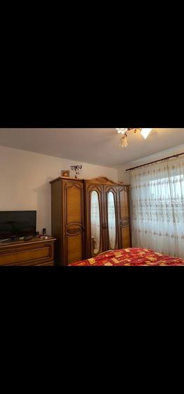 Vand apartament 3camere - 1