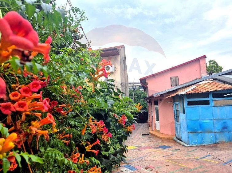 Casa de vanzare pretabila locuinta sau afacere | 13 Septe... - 12
