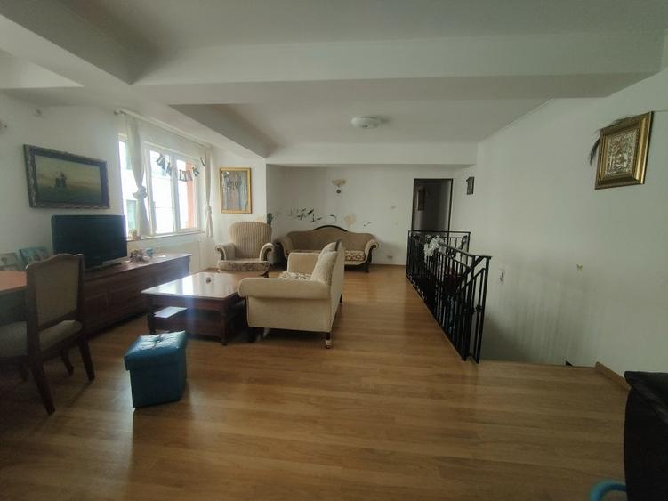 AVIATIEI - metrou vila 183 mp + curte 150 mp - 7