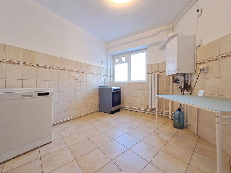 13 SEPTEMBRIE | DR. SARII | c-tie 2000 - 5