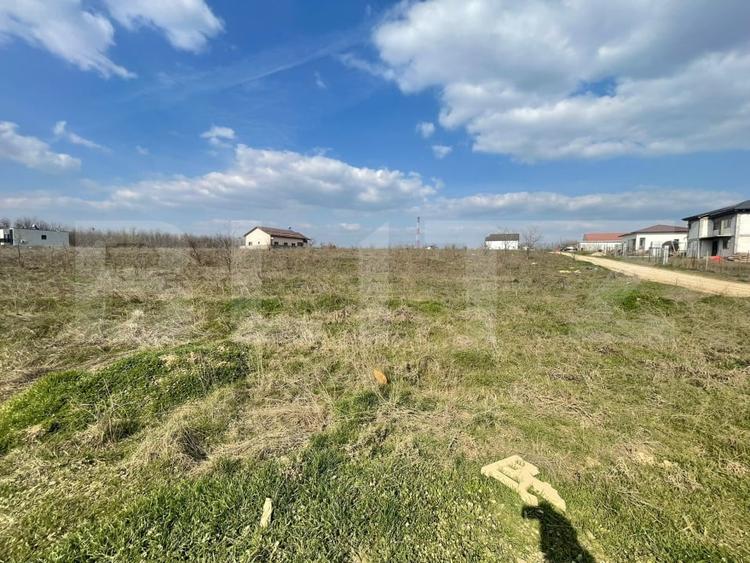 Teren 1000 mp, deschidere 23,80m, zona Selgros - 3