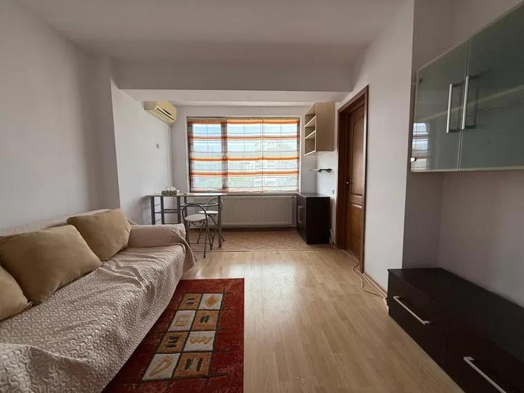 Studio, 40 mp, centrala proprie, foarte aproape de metrou, zona Dristor - 1