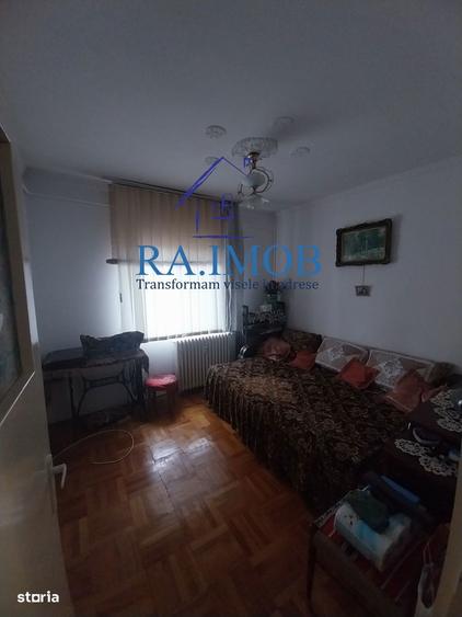 Apartament 2 camere, Vest-Baraolt, et 4/4 - 42.500 euro negociabil - 3