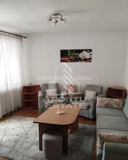 Apartament cu 3 camere, decomandat, etaj intermediar,Spit... Apartament cu 3 camere, decomandat, etaj intermediar,Spit...