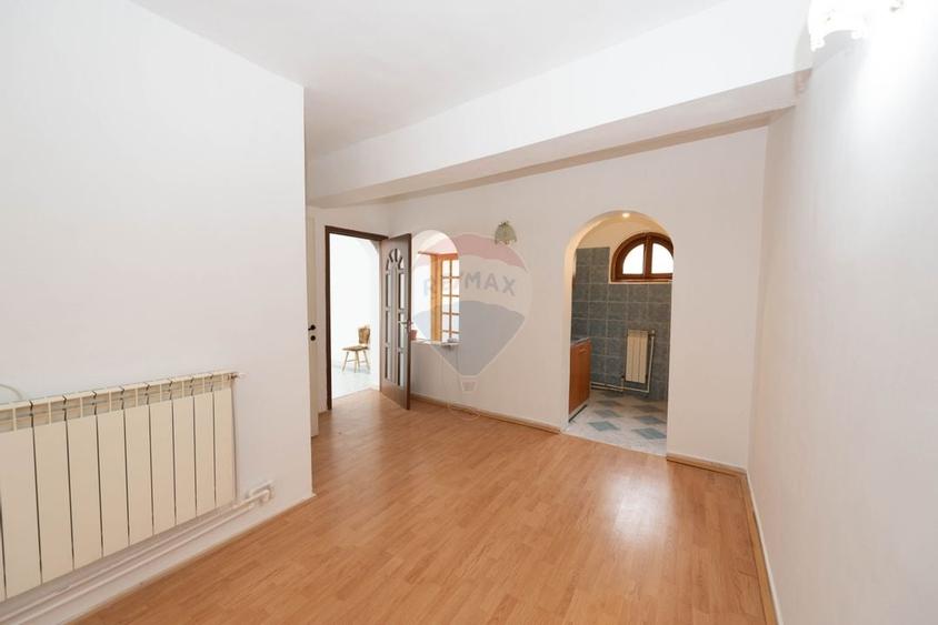 Spatiu comercial, birou, de inchiriat - in zona Domenii - 1