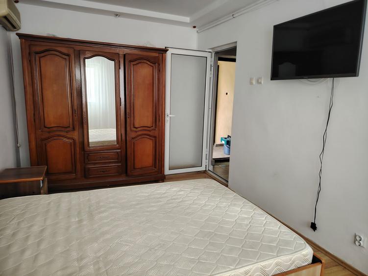 Ofer spre inchiriere garsoniera - 4