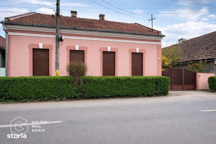 Casa D+P, cu piscina si teren 680 mp, Lipova, comision 0% - 2