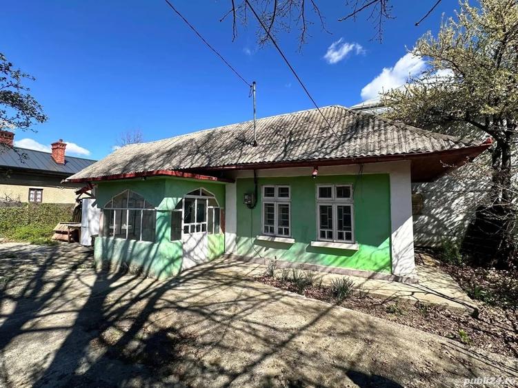 De vanzare casa batraneasca in Roman, din caramida, suprafata teren 406 mp, 60.000 euro - 5