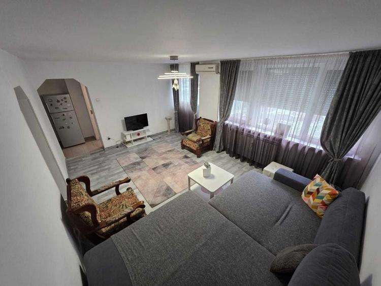 Garsoniera Muncii, 8 minute de metrou, mobilata si utilata modern, renovata - 1