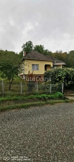 Casa de Vanzare la tara!