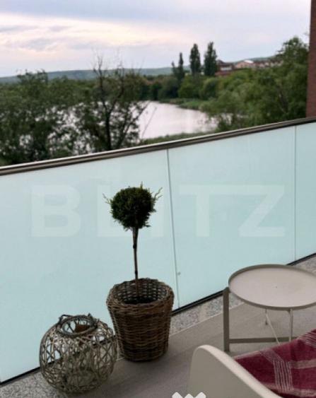De inchiriat: apartament de LUX cu vedere la lac, zona Iuliu - 24