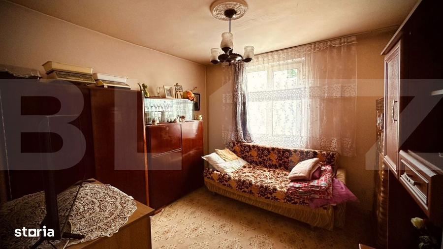 Apartament cu 3 camere si balcon, decoamandat, spatios si calduros in - 5