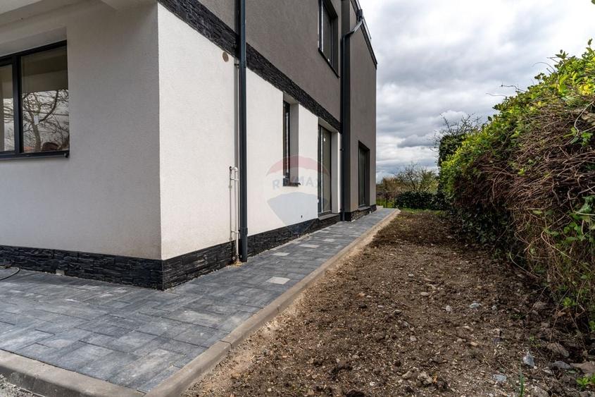 Duplex 5 camere, 60mp terase, zona linistita, comision 0 - 12