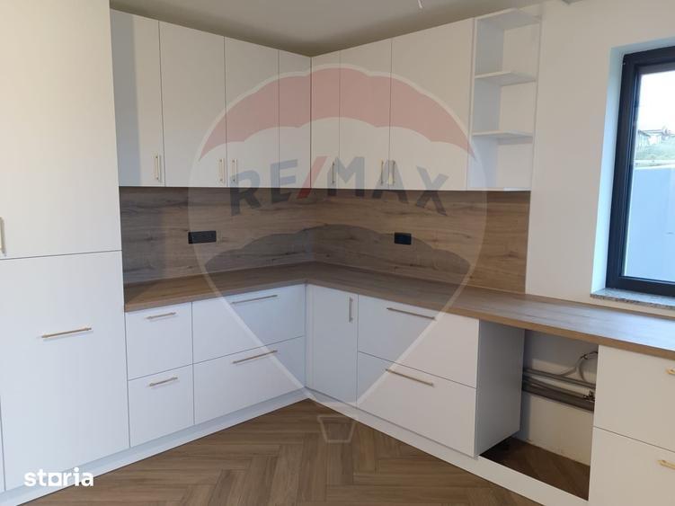 Casa deosebita cu 4 dormitoare in Oradea- Cihei - 19