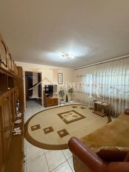 2 camere cu Centrala proprie. Bloc izolat. 2 camere cu Centrala proprie. Bloc izolat.