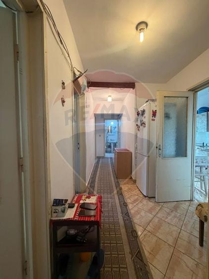 3 decomandate, 2/4, 3 balcoane, comision zero - 3