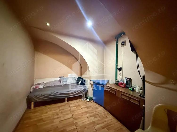 Casa individuala zona Traian, curte proprie, oportunitate investitie - 6