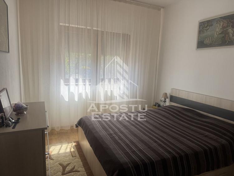 Casa individuala in GHIRODA ,vatra satului - 11