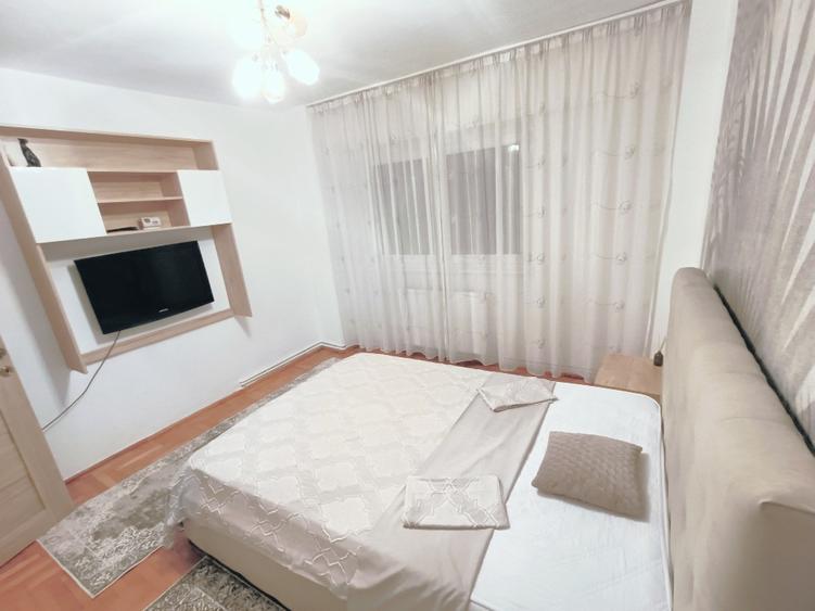 Centrul Civic - apartament 2 camere decomandat - etajul 1 - 2