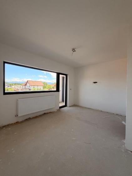 PROPIETAR Vând ap 2 camere în Selimbar SIBIU  0721194707 WhatsApp - 1