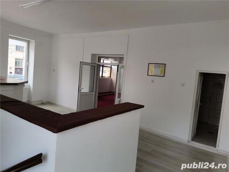 Vanzare Schimb casa in Reghin(spa?iu comercial) schimb cu apartament - 4