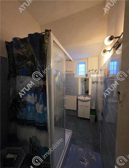 Casa individuala cu 4 camere si curte de 575 mp zona Vasile Milea - 10