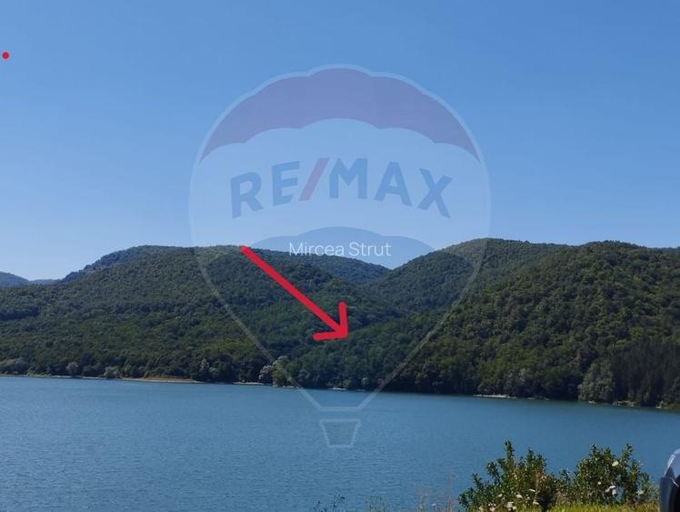 Teren extravilan de 20720 mp, în Cinciș-Cerna Teren extravilan de 20720 mp, în Cinciș-Cerna